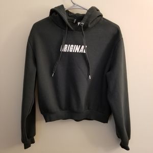 🍁Closet clean out!🍁H&M cropped hoodie M